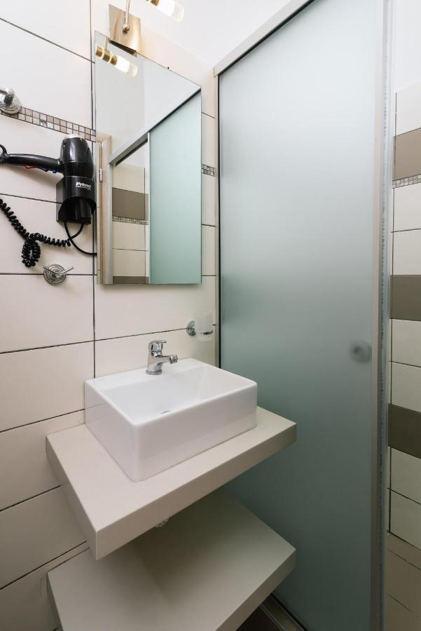 Hotel Sunshine Matala Екстериор снимка