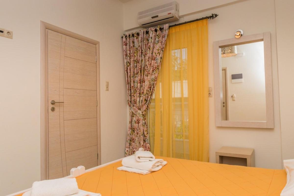 Hotel Sunshine Matala Екстериор снимка