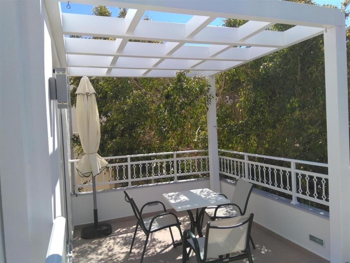Hotel Sunshine Matala Екстериор снимка